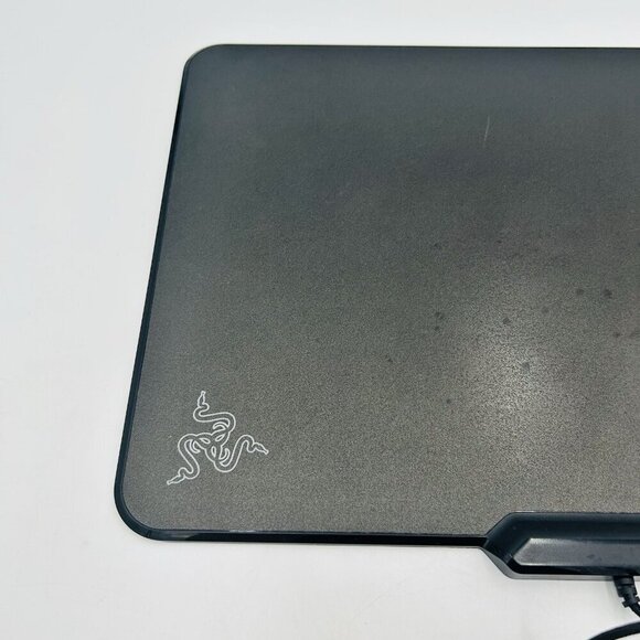 Razer Firefly Rz02-0135 - Hard Surface Gaming Mouse Mat Black - Picture 2 of 6